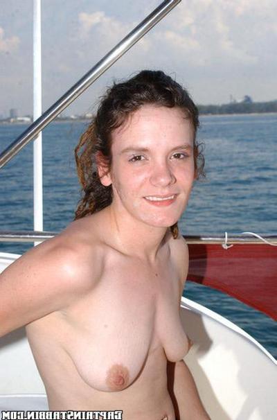 15P Young amateur brunette treated with two cocks in the boat
