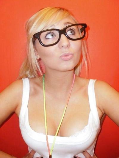 4P Girl with glasses