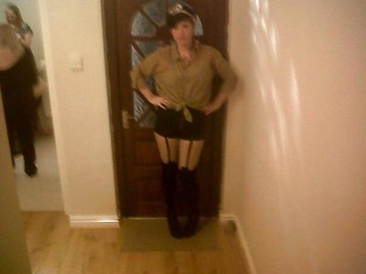 9P Facebook slag from birmingham 20 yr old non nude