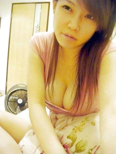 19P Singapore Girl friend