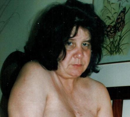 6P Slut housewife rosemary 1
