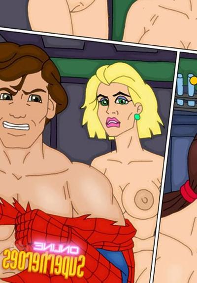 12P Peter Parker se folla a su querida tía