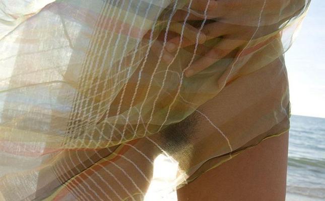 10P Naughty asian Mari Misaki showin titties and pussy