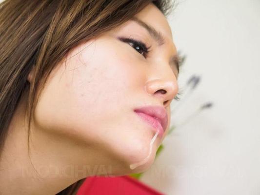 15P Asian Mao Miyabi in threesome blowjob with cumshot