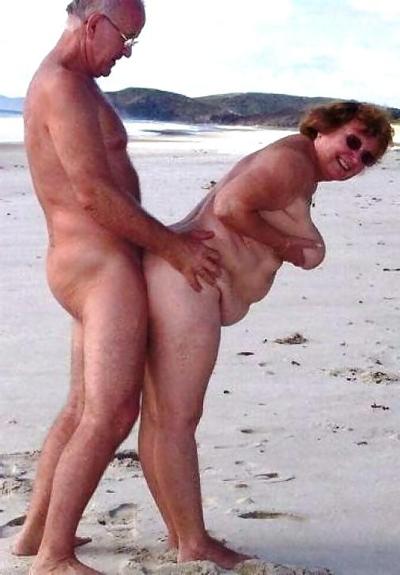 14P Beach sex 1