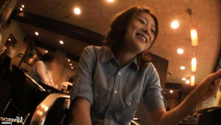 16P Kinky Jap fille baisée en public