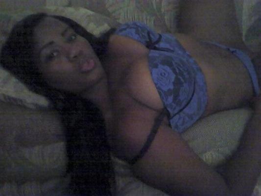 11P SMOKING HOT GIRLS