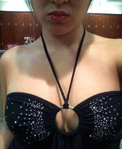 15P Pictures of sexy Oriental bitches