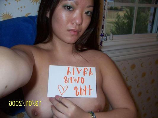 15P Girl posing and showing tits for Nate and David