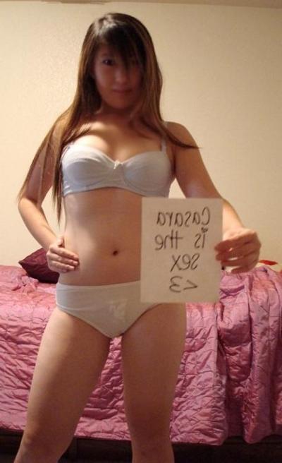 16P Nice selection of naughty and hot amateur asian babes