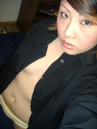 16P Mega oozing hot and delicious Asian girls posing naked