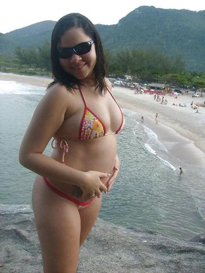 25P Hintern-Latinas (Strand, nackt)