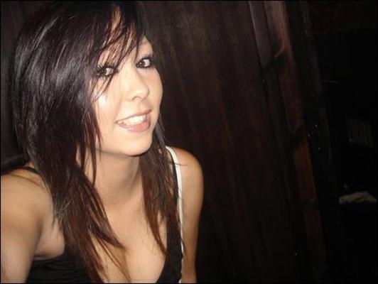 15P Picture set of lovely Asian teens