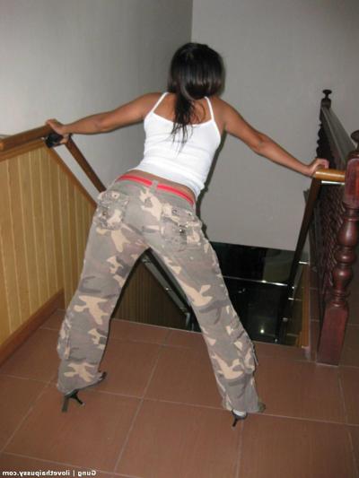 15P Tourist Barebacks Filthy Bargirls Pussy Balls Deep