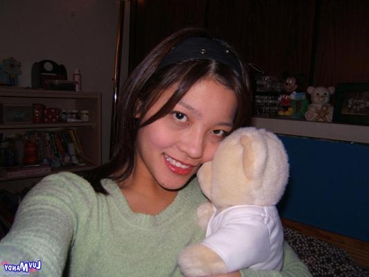 16P Cute asian girl next door Mandy candids