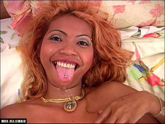 15P Tanned asian hooker fucks and blows a massive cock