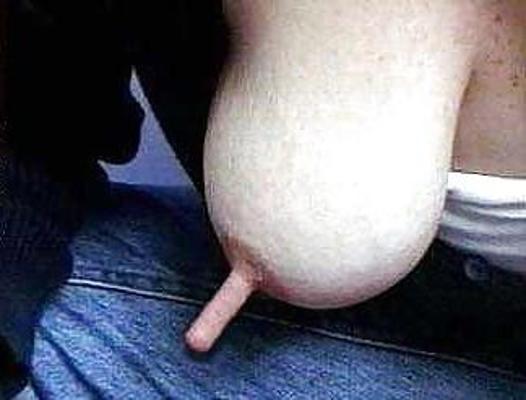 5P Gros clitoris, tétons et chatte