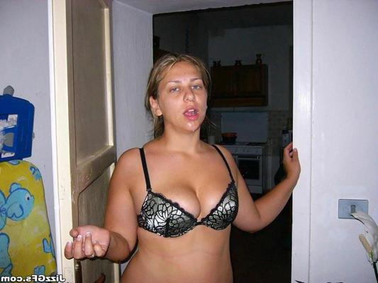 17P Chubby teenie blondie amateur sucking cock and getting jizz