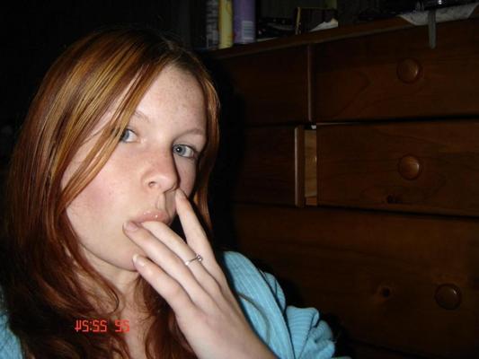 8P Nasty homemade close-ups with girl?s pussy toy owned
