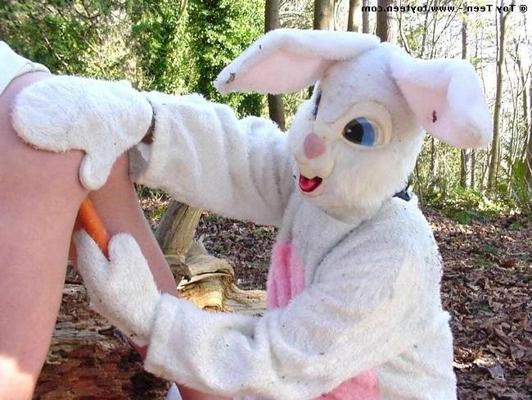 18P Easter Bunny Fucks Blonde With A Carrot