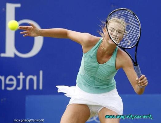16P Tennis babe