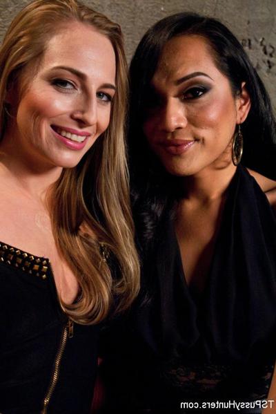 15P Jealous Girlfriends Have NASTY Revenge Sex in a Filthy Alley