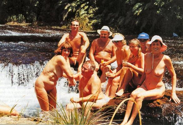 10P Vintage beach nudist flashing pussies in public