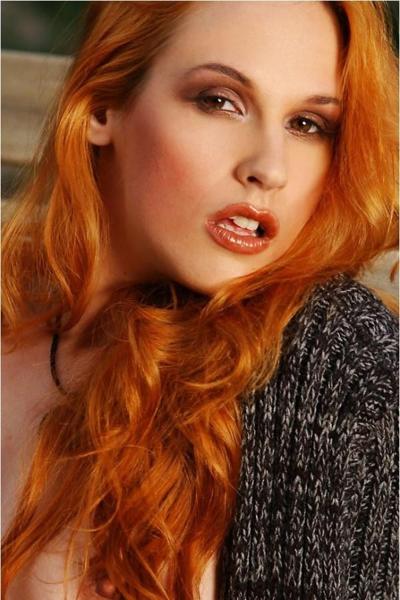 11P Chrissy Daniels est une telle bombasse avec un beau corps.