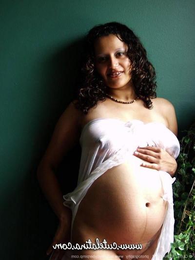 15P Cute latina pregnant and naked