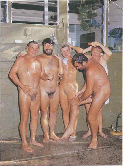10P Vintage beach nudist flashing pussies in public