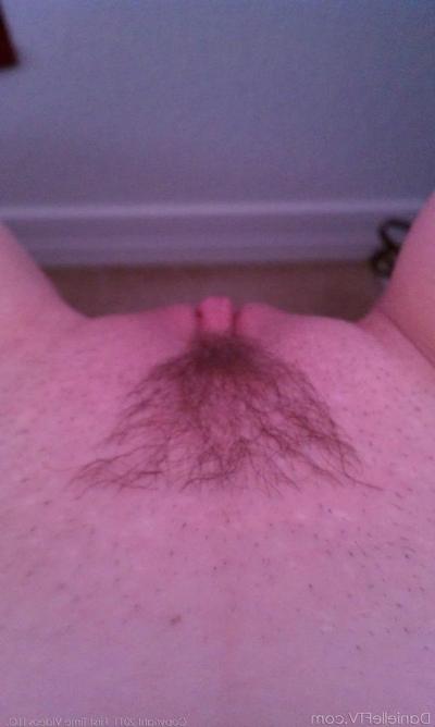 15P Candid pics of my natural tits