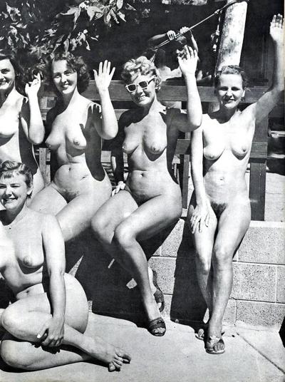 19P More naked girls (Vintage)