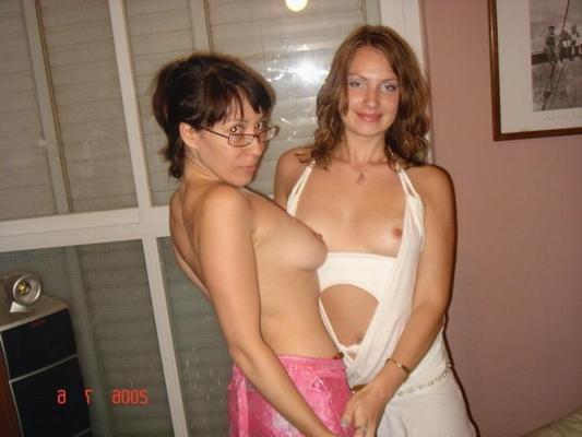 15P Gorgeous beautiful cutie teen posing on camera naked
