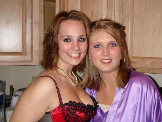 15P Gorgeous nude drunk girls posing on camera