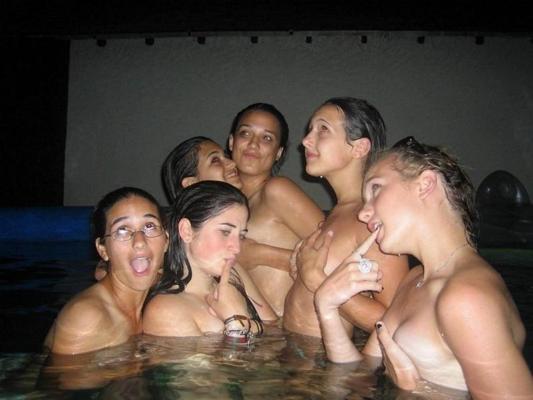 15P Many hottest amateur teens and babes posing on camera