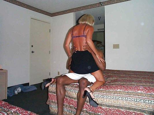 20P Pretty Sexy Mature Anne enjoys another BBC