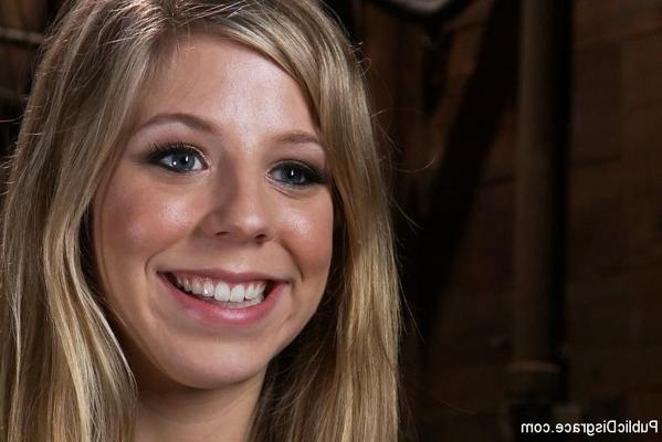 15P I want Chastity Lynn to be my new girlfriend. This girl is so smoking hot and fu