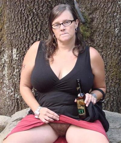 15P Bbw Teenie-Freundinnen posieren für Bilder