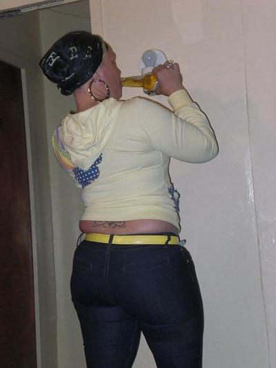 25P UN BUTIN DE MILF LATINE