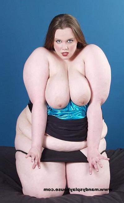 15P Horny fat slut slides out of her tight blue dress