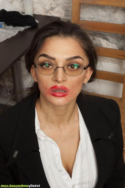 12P Fucking a bigboobed secretary with silicone cocks