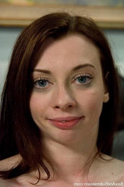 15P Cutie in tight rope bondage act and having rough sex