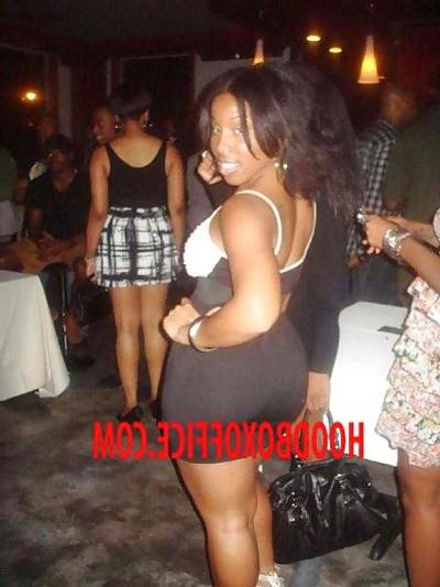 25P Hoe really let this dick all in the little pussy