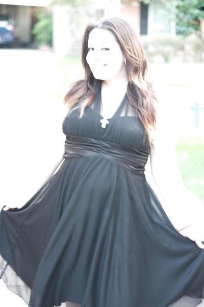 25P DO YOU WANT TO SEE MY TITS ??