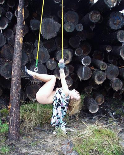 15P Outdoor bondage punishment for a naughty girl