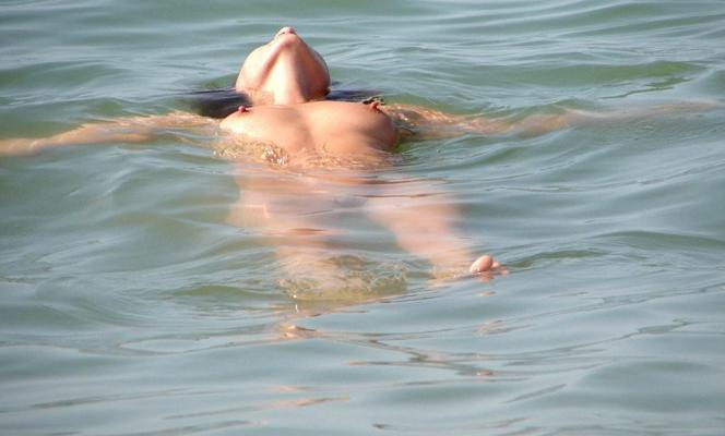 15P Warning -  real unbelievable nudist photos and videos