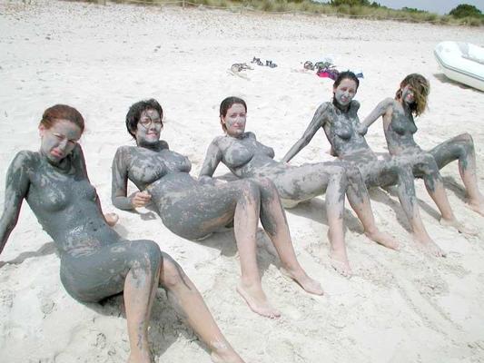 15P Warning -  real unbelievable nudist photos and videos