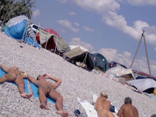 15P Advertencia: fotos y vídeos nudistas reales e increíbles.