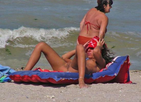 15P Attention : de vraies photos et vidéos nudistes incroyables