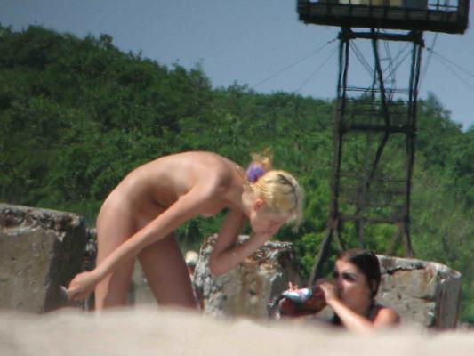 15P Attention : de vraies photos et vidéos nudistes incroyables